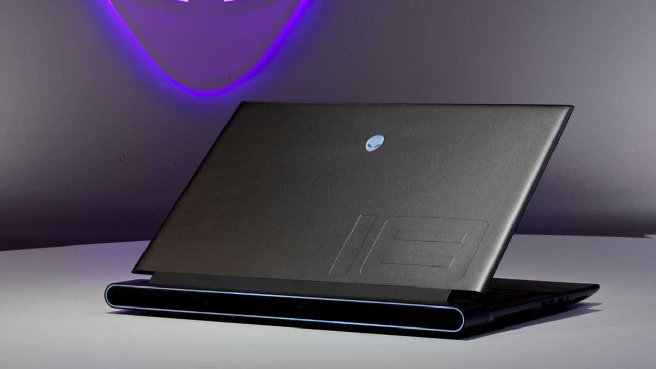 Alienware m18: Unleashing the Power of Gaming Excellence.